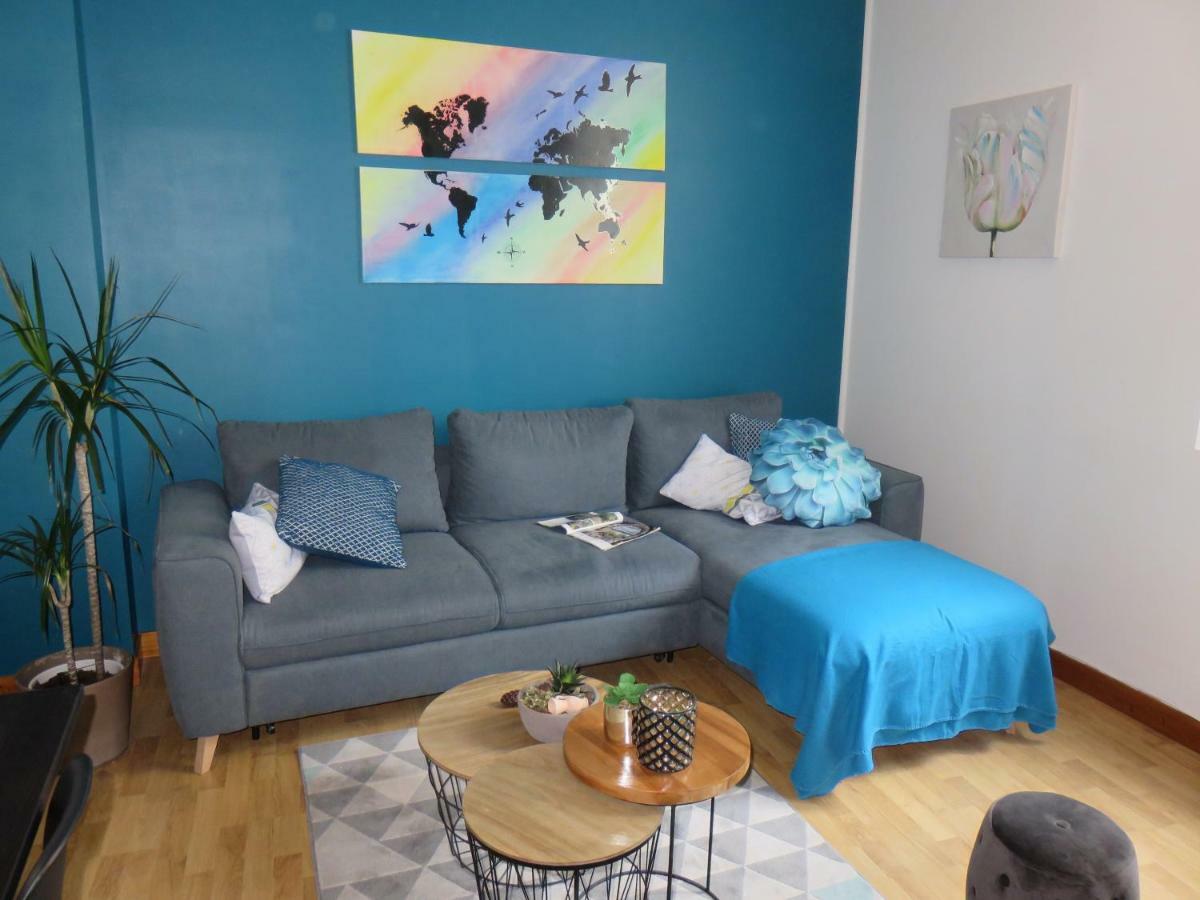 Grand Appartement Chaleureux Туар Екстериор снимка